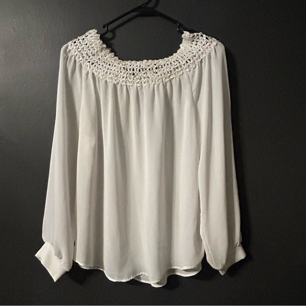 Vintage Coquette 1970s/80s White Semi-Sheer Flowy Sequin Neckline Top sz S/M